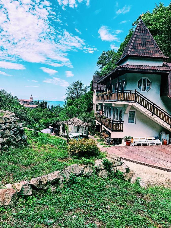 Guest House Chalet Agave Gagra Eksteriør billede